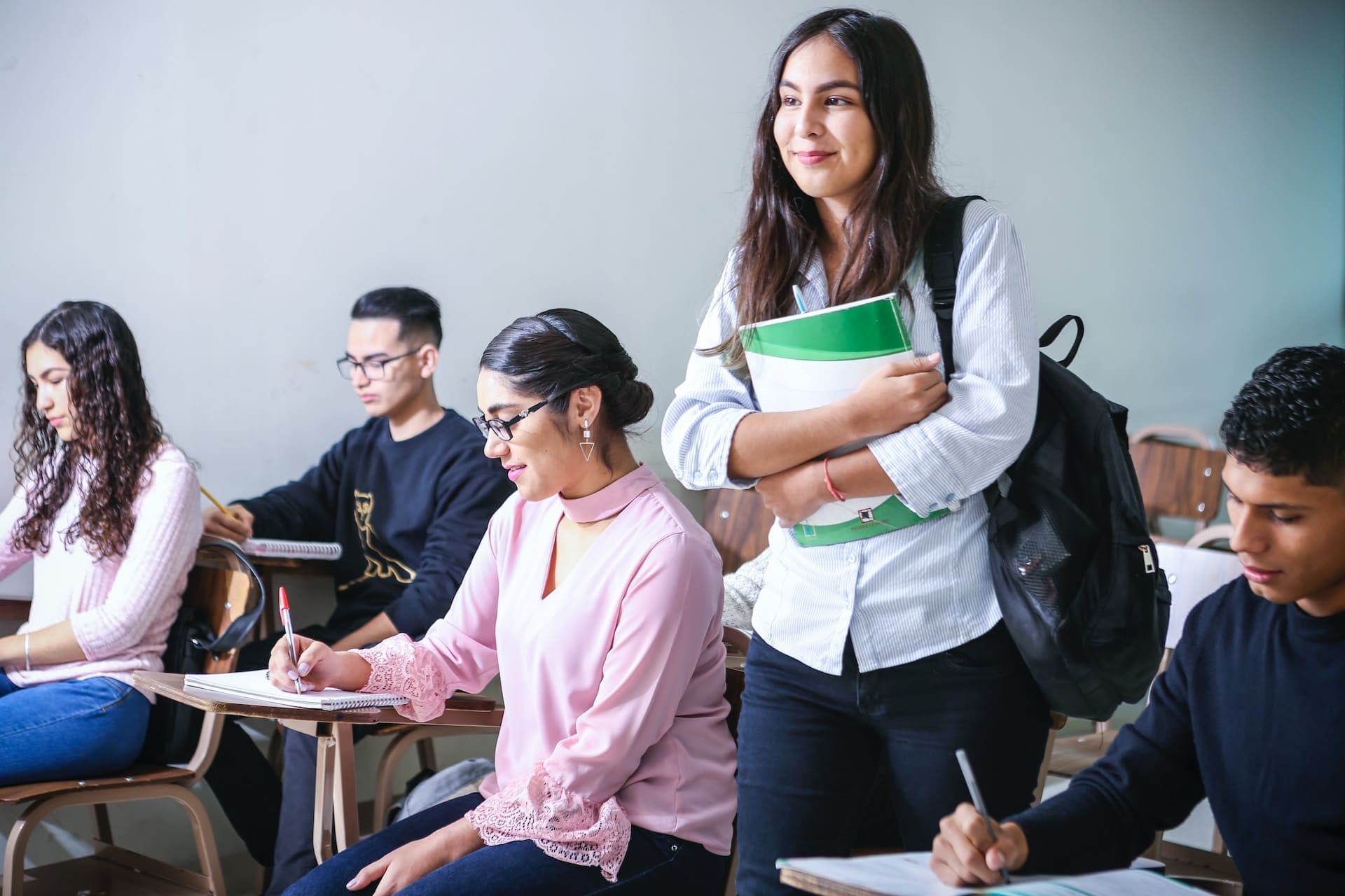 Students receiving comprehensive educational services